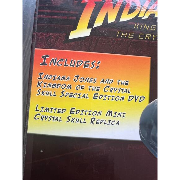 Indiana Jones and the Kingdom of the Crystal Skull DVD Limited Edition Gift Set - Picture 2 of 9